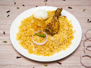 Chicken biryani with egg