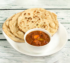 Mini Paneer Butter Masala With 3 Roti 