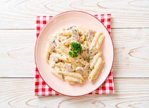 White Sauce Pasta