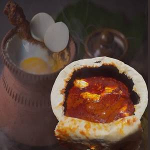 Dum Murgh Hyderabadi With Egg