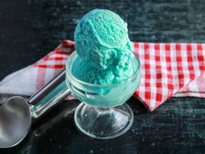 Blue Swing Ice cream (450 ml)