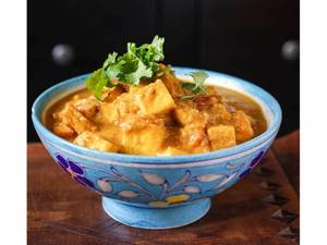 Deshi Dhaba Paneer(with Onion Garlic)