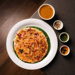 Onion uttapam                           