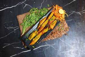 Chicken Seekh Kabab (8 Pcs)
