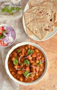 Chole With Roti