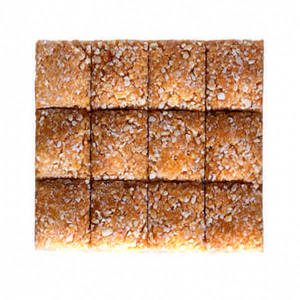 Crush Peanut Chikki (125gm)