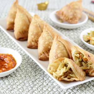 Noodle Samosa 