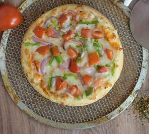 Tomato & Capsicum Pizza [ 7'' Inches]