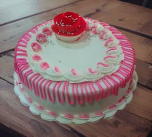 Vanilla birthday cake [1 kg]                                                                                     