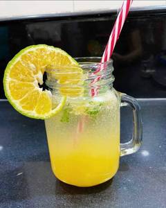 Orange mojito