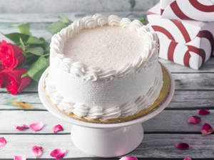 Vanilla Cake (1/2 Kg)
