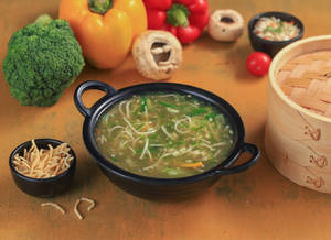 Veg Tiebetian Thupka Soup