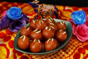 Gulab Jamun (big)