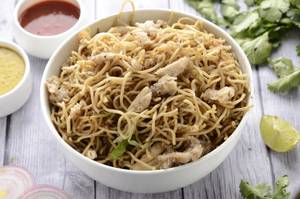 Chicken Hakka Noodles 