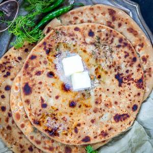 Gobi Paratha (2 Pcs) + Dahi