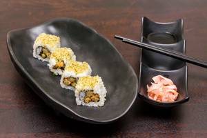 Asparagus Tempura Sushi (8 Pcs)