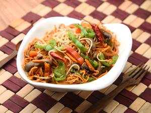 Veg Hong Kong Noodles