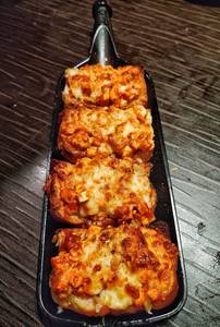 Paneer tikka garlic bread