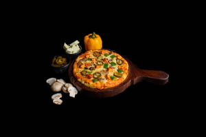 Peri Peri Paneer Pizza