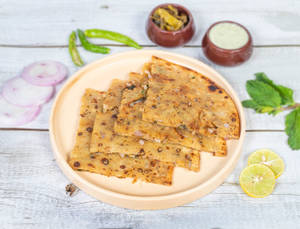 Pyaz Paratha (1 Pcs)