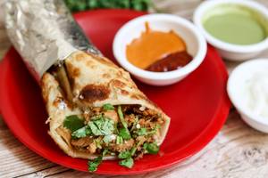 Chicken Lababdar Roll
