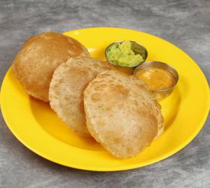 Poori (3) With Vadacurry