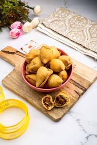 Mewa Samosa 500gm