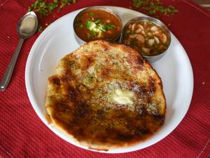 Special Aloo Kulcha
