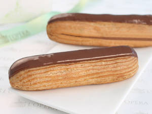 Chocolate Eclair