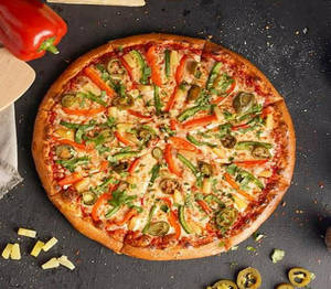 Saver Red Pepper Paneer Pizza