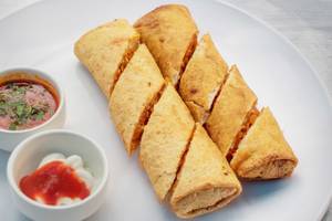 Corn & Spinach Cheese Spring Roll 