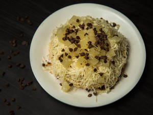 7" Chocolate Pineapple Pizza