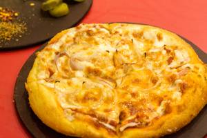 7 One Love Onion Pizza