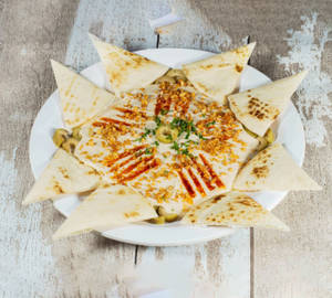 Garlic Hummus With Pita    