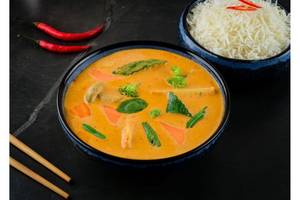 Veg Thai Red Curry With Steamed Rice