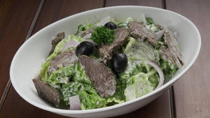 Grilled Onion And Lamb Salad