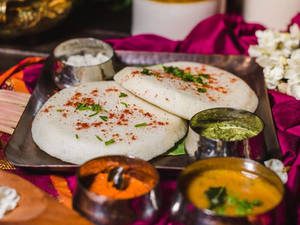 Thattu Idli