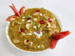 Boneless mughlai chicken gravy