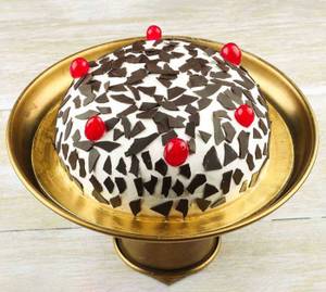 Blackforest Cake                                                     