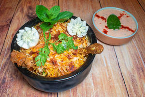 Chicken Hyderabadi Dum Biryani