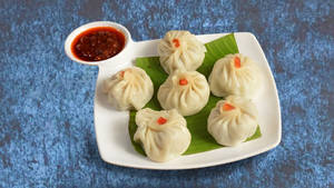 Veg Cheese Momo 