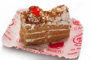 Black Forest Pastry (1 Pc)