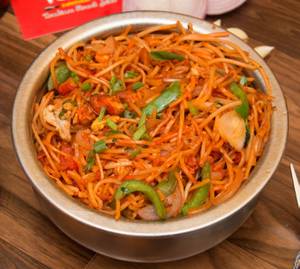 Schezwan Chicken Noodles
