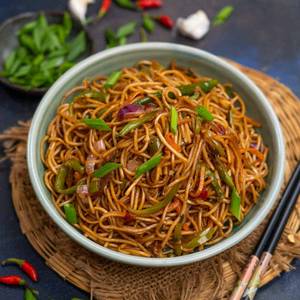 Chilli garlic noodles