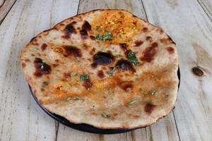 Stuffed Onion Kulcha