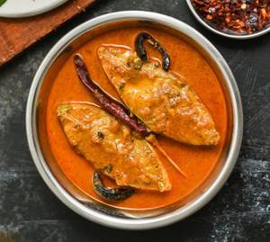 Fish Curry (6 Pcs)