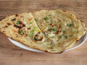 Butter Naan (1 Pc)