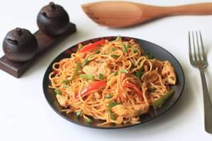 Chicken Schezwan Noodles