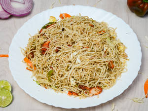 Egg Chicken Chowmein