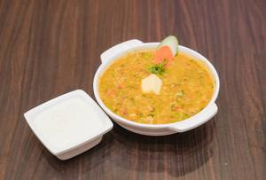 Butter Masala Khichdi & Curd